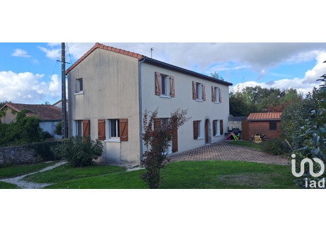 Dom na sprzedaż - Saint-Germain-De-Longue-Chaume, Francja, 130 m², 190 041 USD (763 963 PLN), NET-101431588