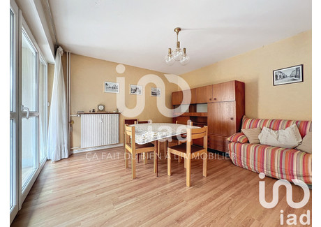 Mieszkanie na sprzedaż - Limeil-Brevannes, Francja, 83 m², 202 588 USD (828 586 PLN), NET-101884430