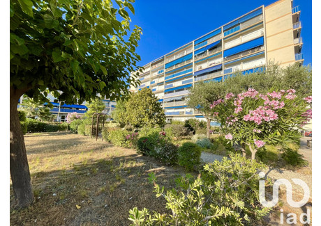 Mieszkanie na sprzedaż - Frejus, Francja, 54 m², 223 691 USD (914 897 PLN), NET-100559121