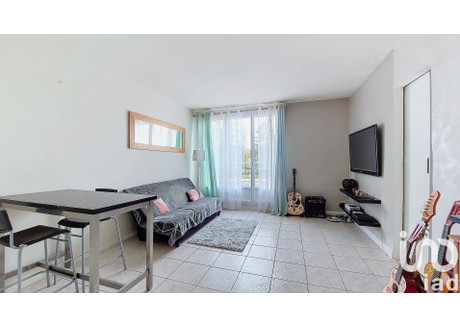 Mieszkanie na sprzedaż - Yerres, Francja, 70 m², 167 768 USD (701 272 PLN), NET-101948194