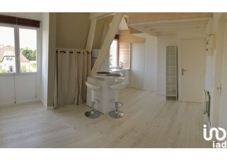 Mieszkanie do wynajęcia - Crosne, Francja, 23 m², 729 USD (2936 PLN), NET-98591251