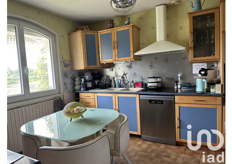 Dom na sprzedaż - Saint-André-Le-Puy, Francja, 106 m², 241 629 USD (988 262 PLN), NET-99819579