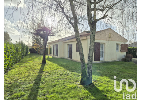 Dom na sprzedaż - La Ferriere, Francja, 101 m², 217 382 USD (902 134 PLN), NET-103298178