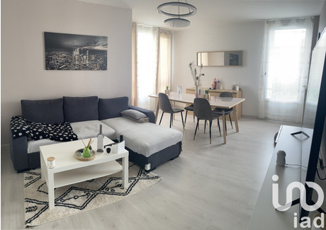 Mieszkanie na sprzedaż - Châlons-En-Champagne, Francja, 75 m², 97 956 USD (385 948 PLN), NET-97537000