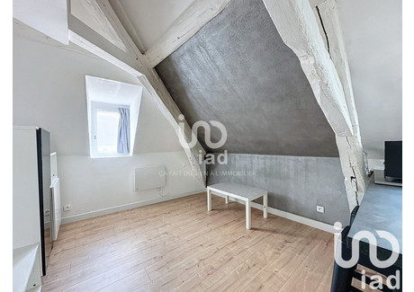 Mieszkanie do wynajęcia - Saint-Vrain, Francja, 19 m², 536 USD (2159 PLN), NET-98590365