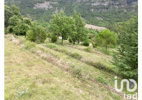 Działka na sprzedaż - Vesseaux, Francja, 2860 m², 106 453 USD (426 875 PLN), NET-98835585