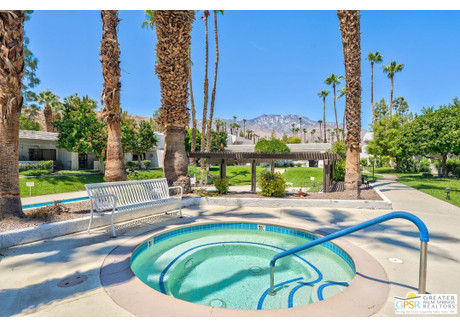 Mieszkanie na sprzedaż - 5301 E Waverly Dr Palm Springs, Usa, 82,4 m², 310 000 USD (1 271 000 PLN), NET-102032151