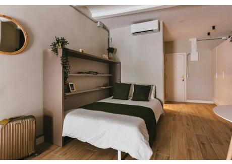 Mieszkanie do wynajęcia - Carrer de Freixures Barcelona, Hiszpania, 35 m², 1552 USD (5960 PLN), NET-100168916