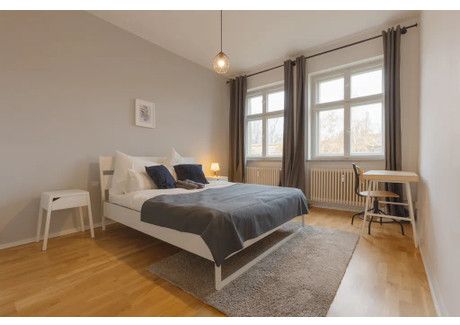 Mieszkanie do wynajęcia - Gubener Straße Berlin, Niemcy, 57 m², 1041 USD (4072 PLN), NET-100459751