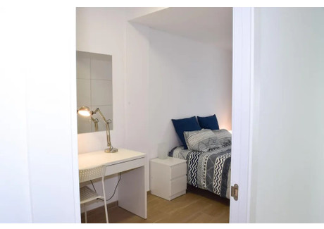 Mieszkanie do wynajęcia - Carrer del Moianès Barcelona, Hiszpania, 70 m², 1306 USD (5252 PLN), NET-100597011