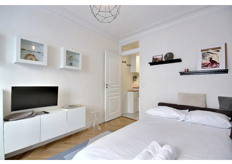 Mieszkanie do wynajęcia - Rue Ravignan Paris, Francja, 28 m², 1838 USD (7369 PLN), NET-100597175