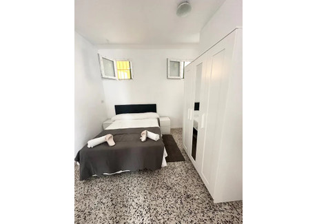 Mieszkanie do wynajęcia - Calle Villarroel Málaga, Hiszpania, 110 m², 786 USD (3284 PLN), NET-100503118