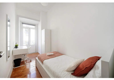 Mieszkanie do wynajęcia - Rua Chaby Pinheiro Lisbon, Portugalia, 200 m², 681 USD (2846 PLN), NET-100630212