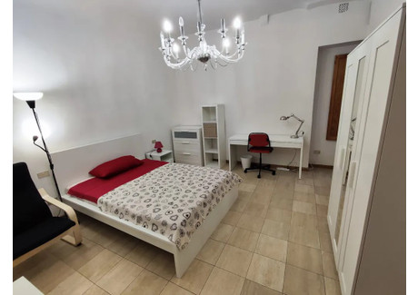 Mieszkanie do wynajęcia - Via della Colonna Florence, Włochy, 100 m², 794 USD (3049 PLN), NET-100804127