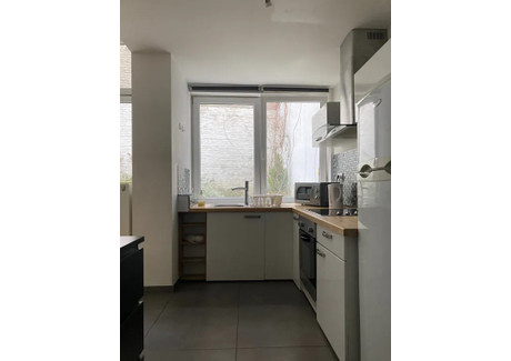 Mieszkanie do wynajęcia - Rue du Trône Ixelles, Belgia, 25 m², 864 USD (3379 PLN), NET-101087124