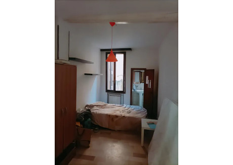 Mieszkanie do wynajęcia - Via delle Belle Arti Bologna, Włochy, 110 m², 883 USD (3621 PLN), NET-101087291