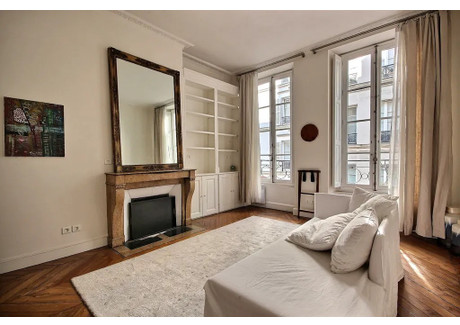 Mieszkanie do wynajęcia - Rue de Beaune Paris, Francja, 55 m², 2689 USD (11 025 PLN), NET-101145856