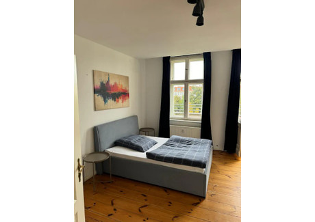 Mieszkanie do wynajęcia - Krossener Straße Berlin, Niemcy, 120 m², 1094 USD (4277 PLN), NET-101158859