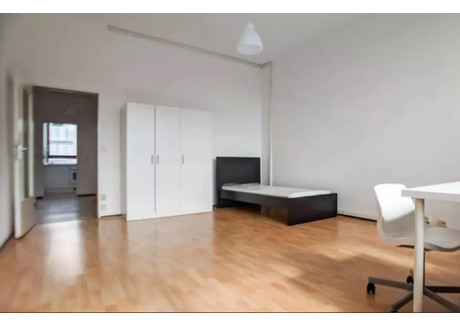 Mieszkanie do wynajęcia - Bismarckstraße Berlin, Niemcy, 76 m², 932 USD (3643 PLN), NET-101175275