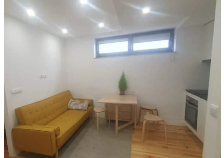 Mieszkanie do wynajęcia - Rua das Flores Porto, Portugalia, 40 m², 1371 USD (5608 PLN), NET-101176407