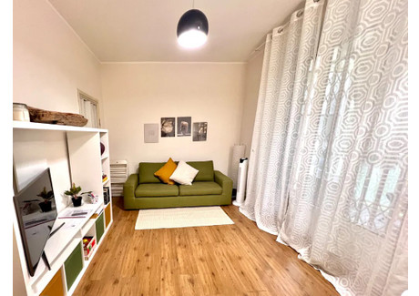 Mieszkanie do wynajęcia - Via Erasmo Gattamelata Milan, Włochy, 60 m², 1834 USD (7666 PLN), NET-101267791