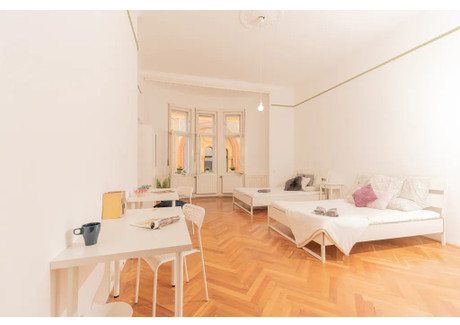 Mieszkanie do wynajęcia - Gutenberg tér Budapest, Węgry, 86 m², 258 USD (1057 PLN), NET-101238298