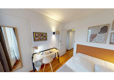 Mieszkanie do wynajęcia - Rue des Cloys Paris, Francja, 149 m², 1036 USD (4165 PLN), NET-101300097