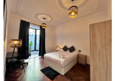 Mieszkanie do wynajęcia - Carrer de Pau Claris Barcelona, Hiszpania, 231 m², 1248 USD (5178 PLN), NET-101560898