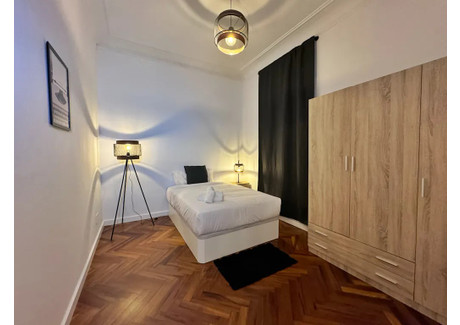 Mieszkanie do wynajęcia - Carrer de Pau Claris Barcelona, Hiszpania, 231 m², 824 USD (3420 PLN), NET-101560917