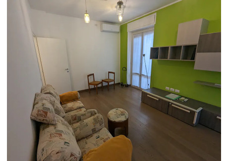 Mieszkanie do wynajęcia - Via Belgirate Milan, Włochy, 90 m², 849 USD (3404 PLN), NET-101665434