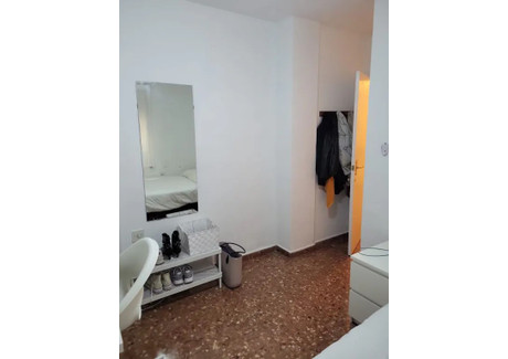 Mieszkanie do wynajęcia - Carrer Alboraia Valencia, Hiszpania, 120 m², 515 USD (2136 PLN), NET-101668220