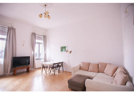 Mieszkanie do wynajęcia - Teréz körút Budapest, Węgry, 60 m², 809 USD (3319 PLN), NET-101761052