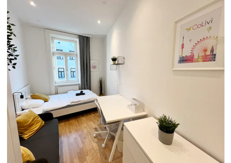 Mieszkanie do wynajęcia - Neustiftgasse Vienna, Austria, 79 m², 656 USD (2684 PLN), NET-101701811