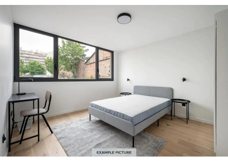 Mieszkanie do wynajęcia - Rue Fernand Pelloutier Clichy, Francja, 68 m², 969 USD (4052 PLN), NET-101733977