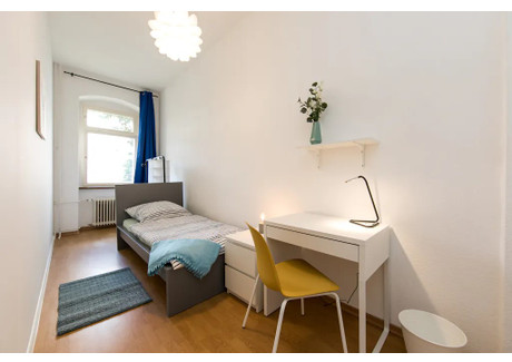 Mieszkanie do wynajęcia - Lutherstraße Berlin, Niemcy, 67 m², 688 USD (2815 PLN), NET-101847456