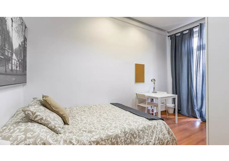 Mieszkanie do wynajęcia - Carrer de la Pau Valencia, Hiszpania, 175 m², 472 USD (1971 PLN), NET-101887990