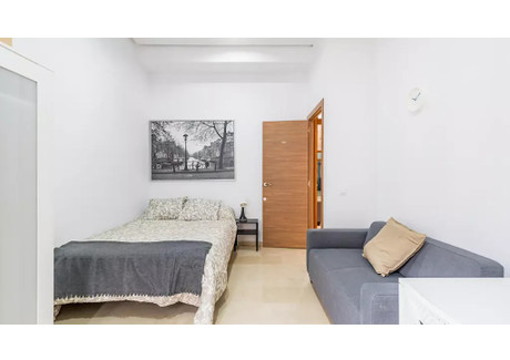 Mieszkanie do wynajęcia - Carrer de la Pau Valencia, Hiszpania, 175 m², 440 USD (1826 PLN), NET-101887999