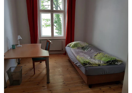 Mieszkanie do wynajęcia - Weisestraße Berlin, Niemcy, 60 m², 676 USD (2770 PLN), NET-102091653