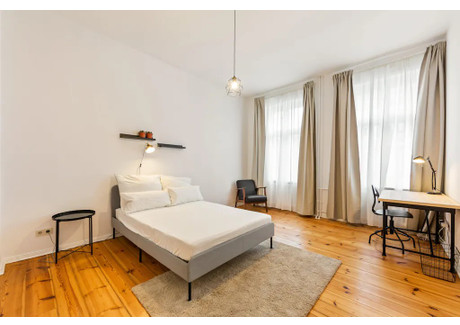 Mieszkanie do wynajęcia - Erasmusstraße Berlin, Niemcy, 52 m², 904 USD (3699 PLN), NET-102092216