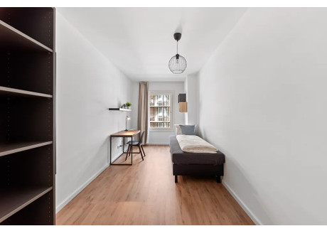 Mieszkanie do wynajęcia - Friedrichstraße Berlin, Niemcy, 63 m², 798 USD (3272 PLN), NET-102093503