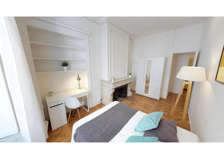 Mieszkanie do wynajęcia - Rue Jarente Lyon, Francja, 128 m², 776 USD (3174 PLN), NET-102281632