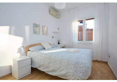 Mieszkanie do wynajęcia - Carrer de la Torre dels Pardals Barcelona, Hiszpania, 80 m², 619 USD (2537 PLN), NET-102282392