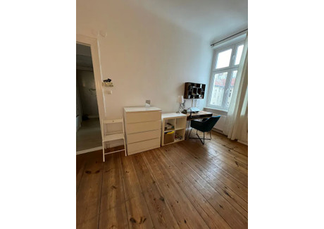 Mieszkanie do wynajęcia - Holsteinische Straße Berlin, Niemcy, 40 m², 1029 USD (4219 PLN), NET-102231726