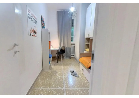 Mieszkanie do wynajęcia - Viale Alfredo Oriani Bologna, Włochy, 200 m², 782 USD (3207 PLN), NET-102376787