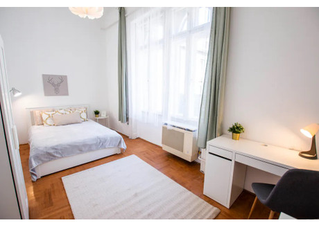 Mieszkanie do wynajęcia - Szív utca Budapest, Węgry, 112 m², 381 USD (1582 PLN), NET-102314948