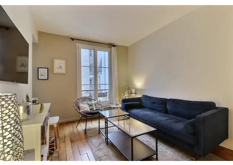 Mieszkanie do wynajęcia - Rue Saint-Lazare Paris, Francja, 40 m², 1924 USD (7887 PLN), NET-102463315