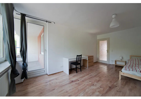 Mieszkanie do wynajęcia - Fallstraße Munich, Niemcy, 82 m², 926 USD (3845 PLN), NET-102401131