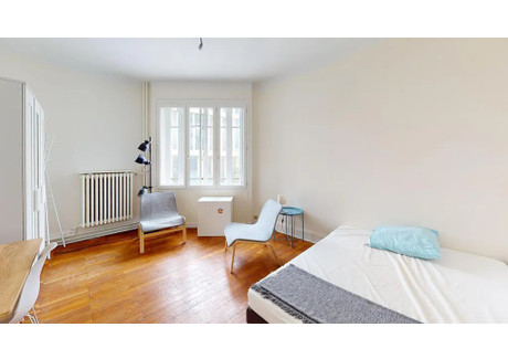 Mieszkanie do wynajęcia - Avenue Berthelot Lyon, Francja, 102 m², 628 USD (2627 PLN), NET-102431972