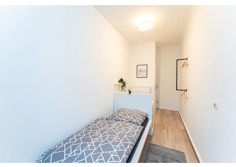 Mieszkanie do wynajęcia - Sterndamm Berlin, Niemcy, 82 m², 650 USD (2664 PLN), NET-102575090