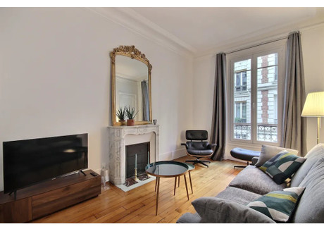 Mieszkanie do wynajęcia - Avenue Ledru-Rollin Paris, Francja, 55 m², 2561 USD (10 502 PLN), NET-102669880